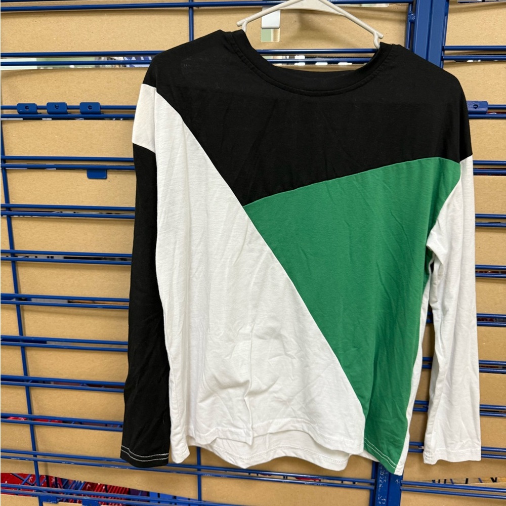 SHEIN Black, Green, and White Long Sleeve Tee